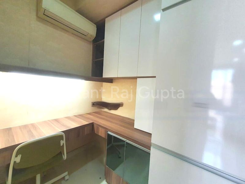 1 Bed Apartment (Condo) for Sale in  Centra Studios - Image 9